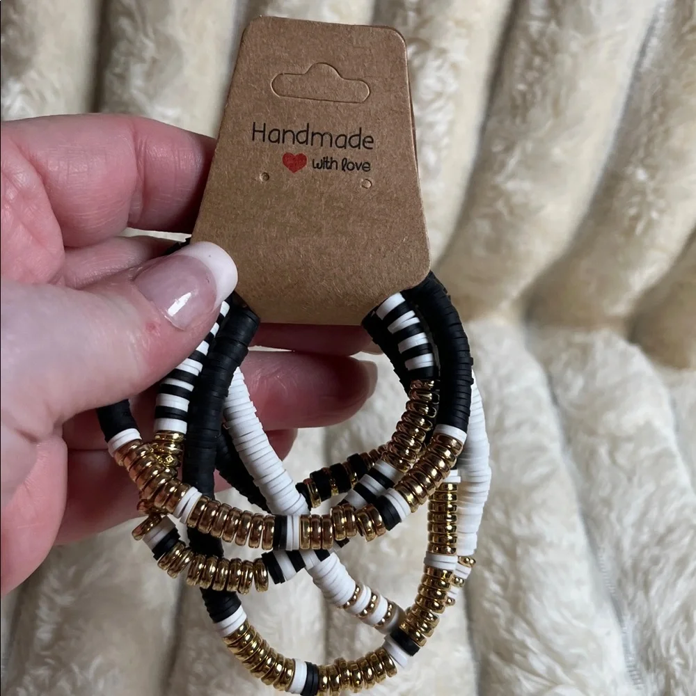Set of 5 Gold and Black/White Clay Beaded Bracelet Set. Stretchy bands. - Picture 3 of 3